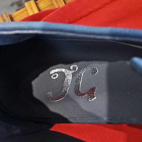 SEENA JC Journee Collection. No Lace Sneaker With Side Cutouts And Wedge Heel. - Picture 10 of 16